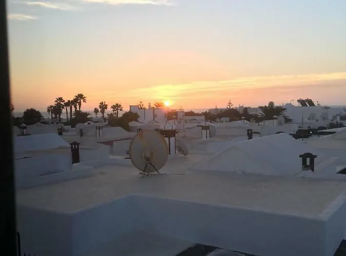 Blue Sky Puerto del Carmen (Lanzarote)